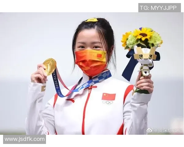 女子足球队奋勇拼搏展现风采助力体育事业发展与女性力量崛起