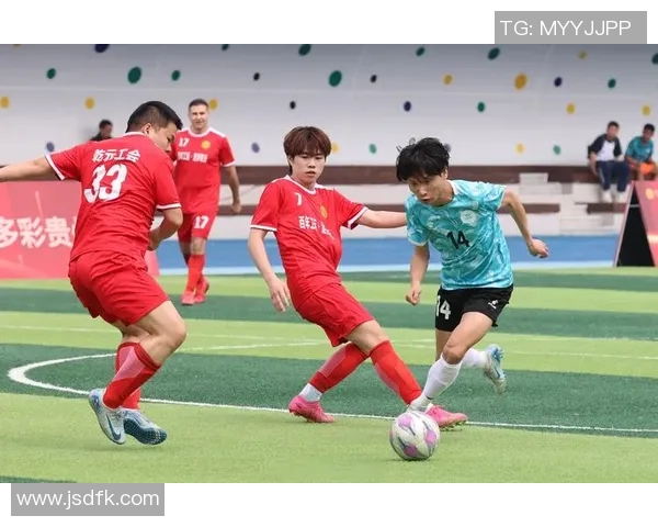 激情四溢的足球旋律让你在赛场上尽情释放热血与梦想